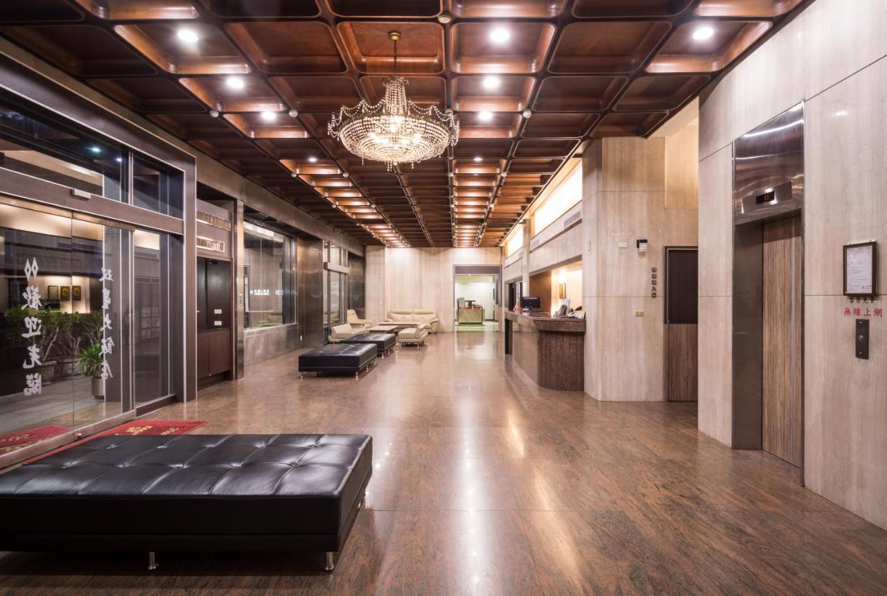 Twinstar Hotel Taichung Eksteriør bilde