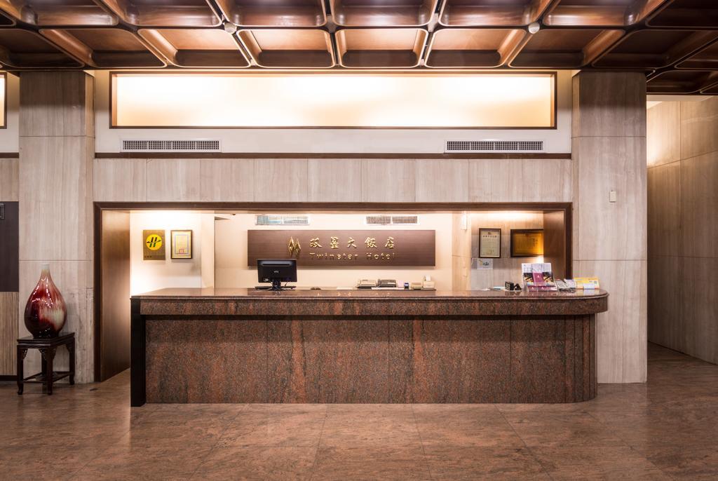 Twinstar Hotel Taichung Eksteriør bilde