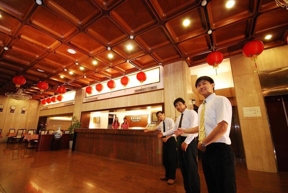 Twinstar Hotel Taichung Eksteriør bilde